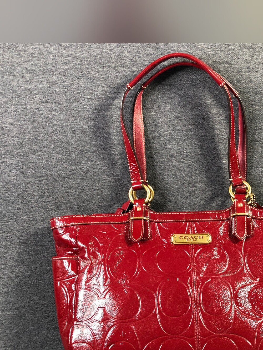 COACH Red Patent Leather Signature Embossed Gallery Tote w/ Gold Hardware F19462